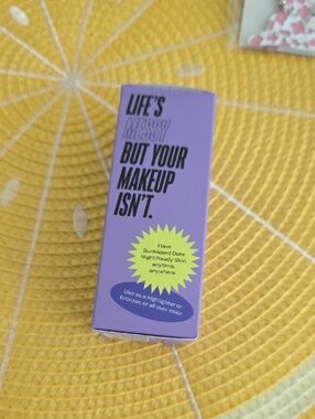 Youth foria sunkissed liquid skin enhancing